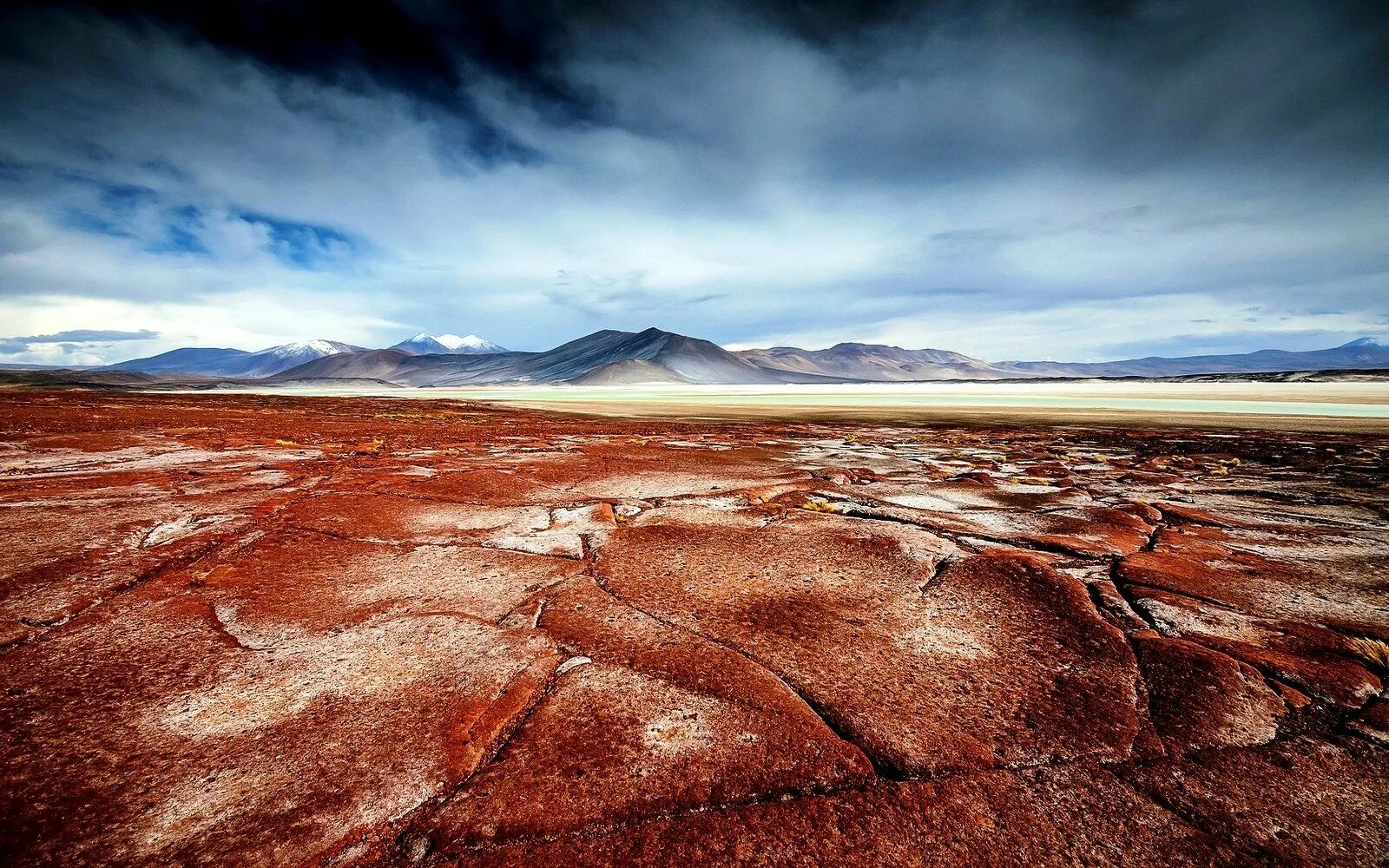 Самый сухой климат в мире. Чили пустыня Атакама. Южная Америка пустыня Атакама. Атакама Чили самая сухая ПУ. Чили природа пустыня Атакама.