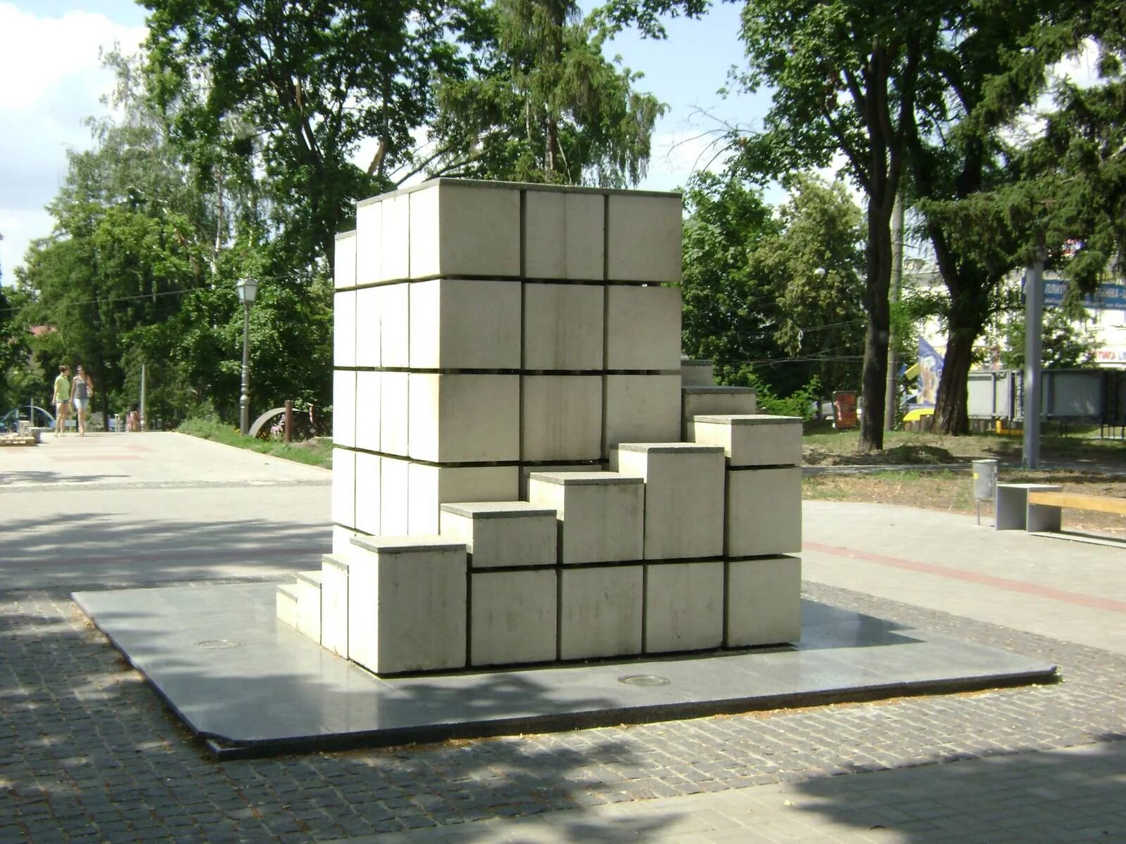 Памятник сахару рафинаду