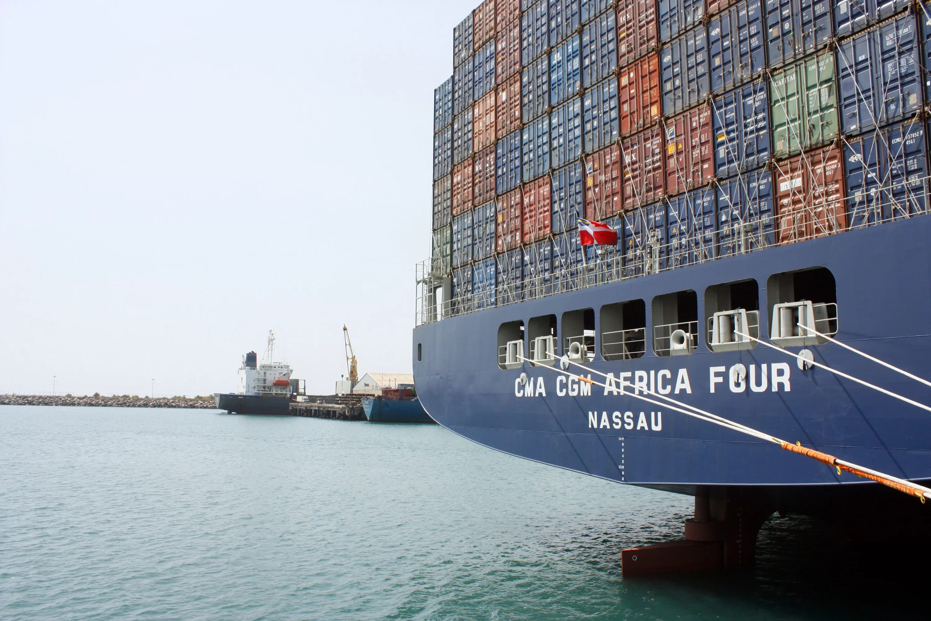 Cma cgm africa one cma cgm. Cma cgm линия парома. cma cgm norma. cma cgm раскраска.