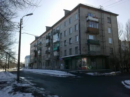 Ломоносов еленинская