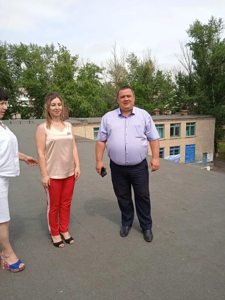 Ровеньки луганская новости сегодня происшествия. Ровеньки луганская новости сегодня происшествия. Православные храмы г ровеньки лнр. Ровенецкая слобода ровеньки лнр. Ровеньки обстрел сегодня.
