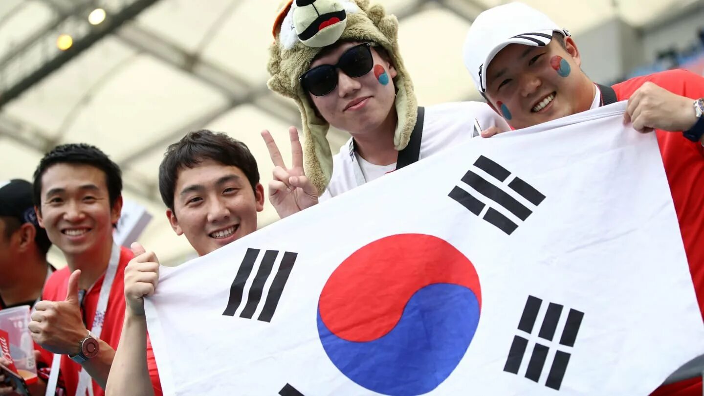 Все страны кореи. Республика Корея Южная Корея. Республика Корея люди. Корейцы народ. Жители Южной Кореи.