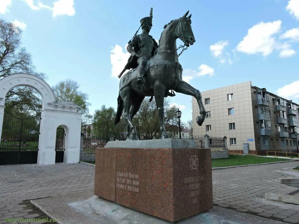 В каком городе находится елабуга. Памятник Дуровой в Елабуге. - Памятник кавалерист-Девице Дуровой н.а..