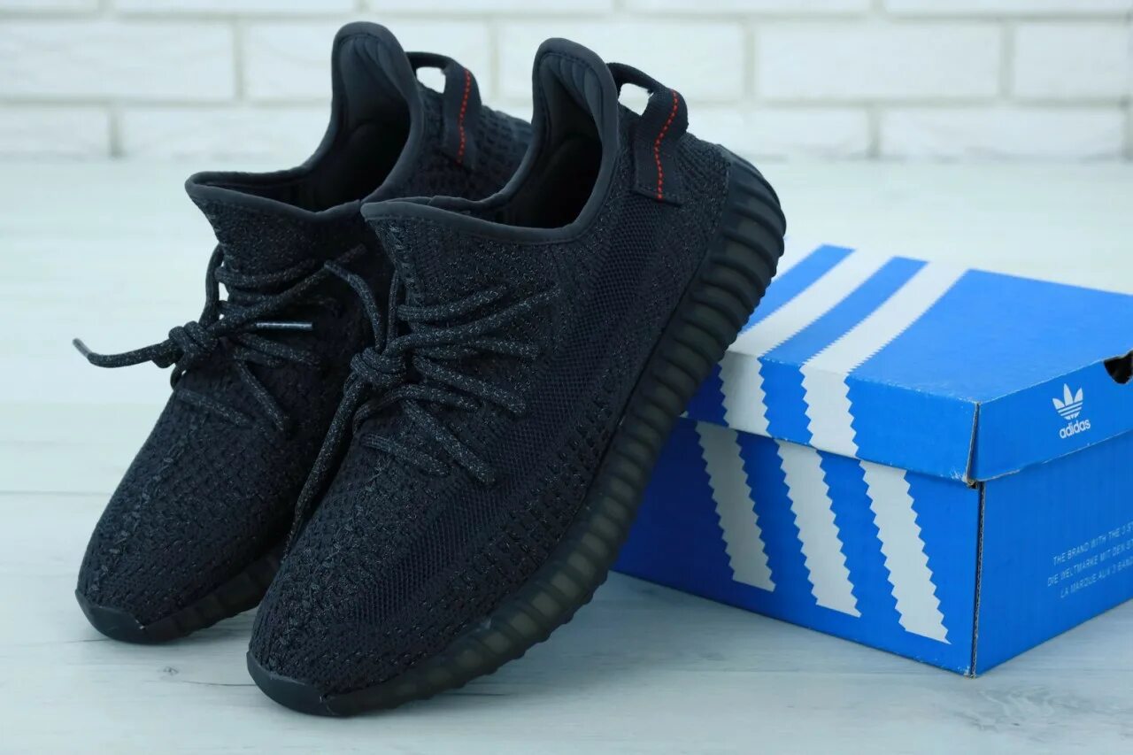 Кроссовки adidas Yeezy Boost мужские. Кроссовки адидас ИЗИ 350 мужские. Adidas кроссовки мужские Yeezy. Кроссовки адидас мужские ИЗИ буст. Адидас изи мужские