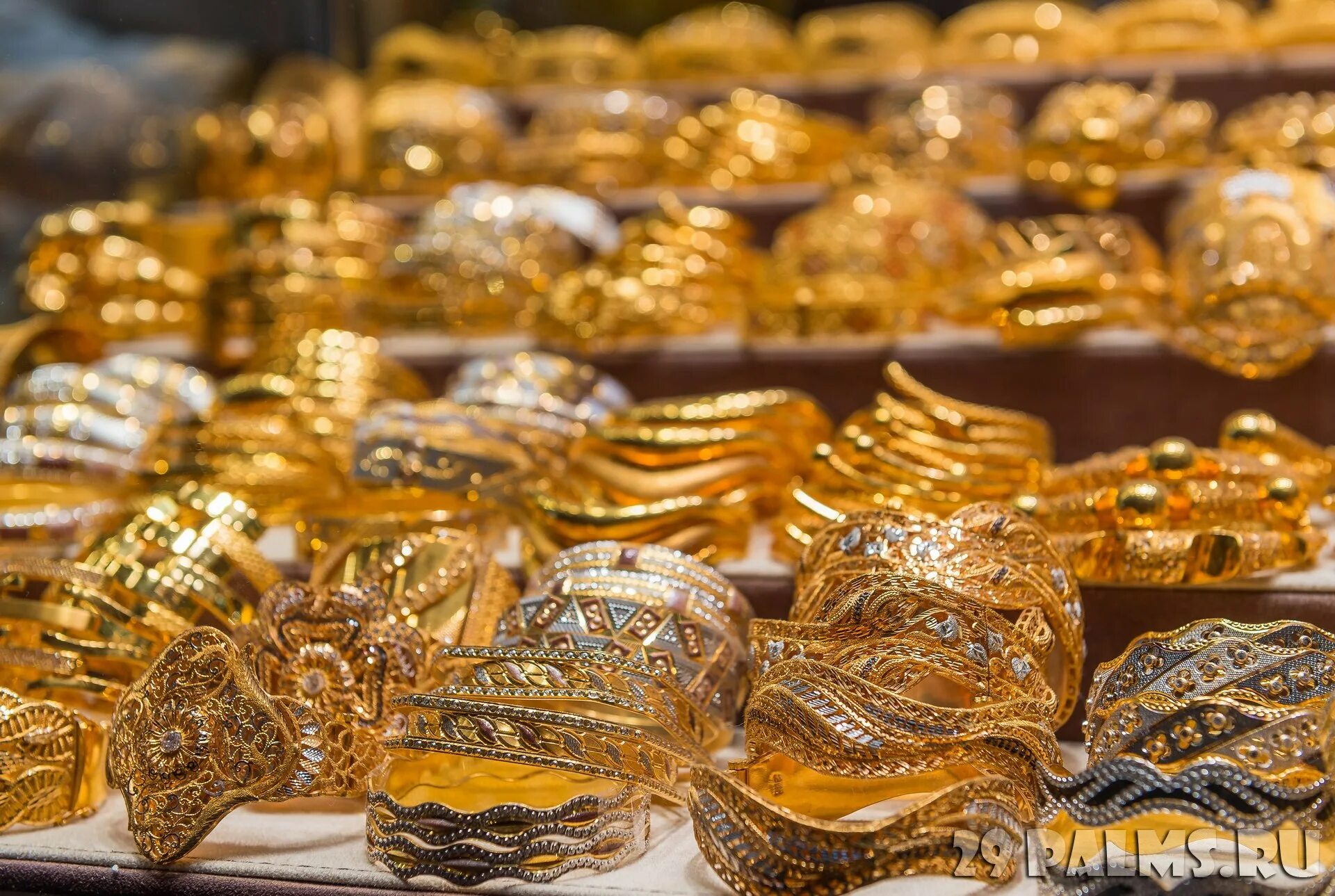 Golden Souk в Дубае. Золотой рынок Gold Souk. Арабское золото. Украшения в Дубае золотой рынок. Арабское золото забытый