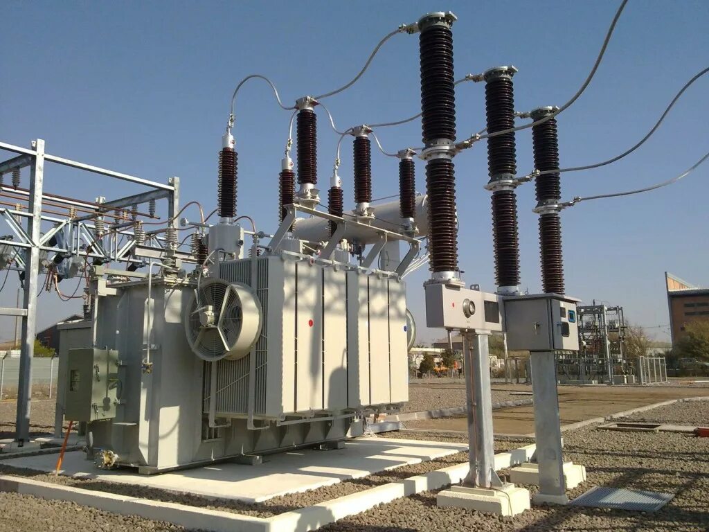 Electric transformers. Трансформаторная подстанция 750кв. Силовой трансформатор 63000/110. Трехфазный трансформатор напряжения 110 кв. Силовой трансформатор 110 кв ABB.