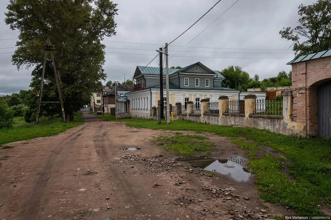 Население города торжок. Улица Чайковского Торжок. Городской округ город Торжок. Торжок улицы города. Красивые фотографии улочек Торжка.