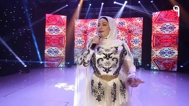 Макка межиева лоьхур ву. Макка межиева королева моя. Макка межиева руслан. Макка межиева королева моя. Осканова макка.