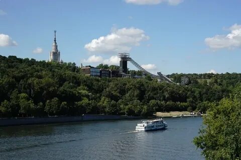 Воробьевых гор открыт