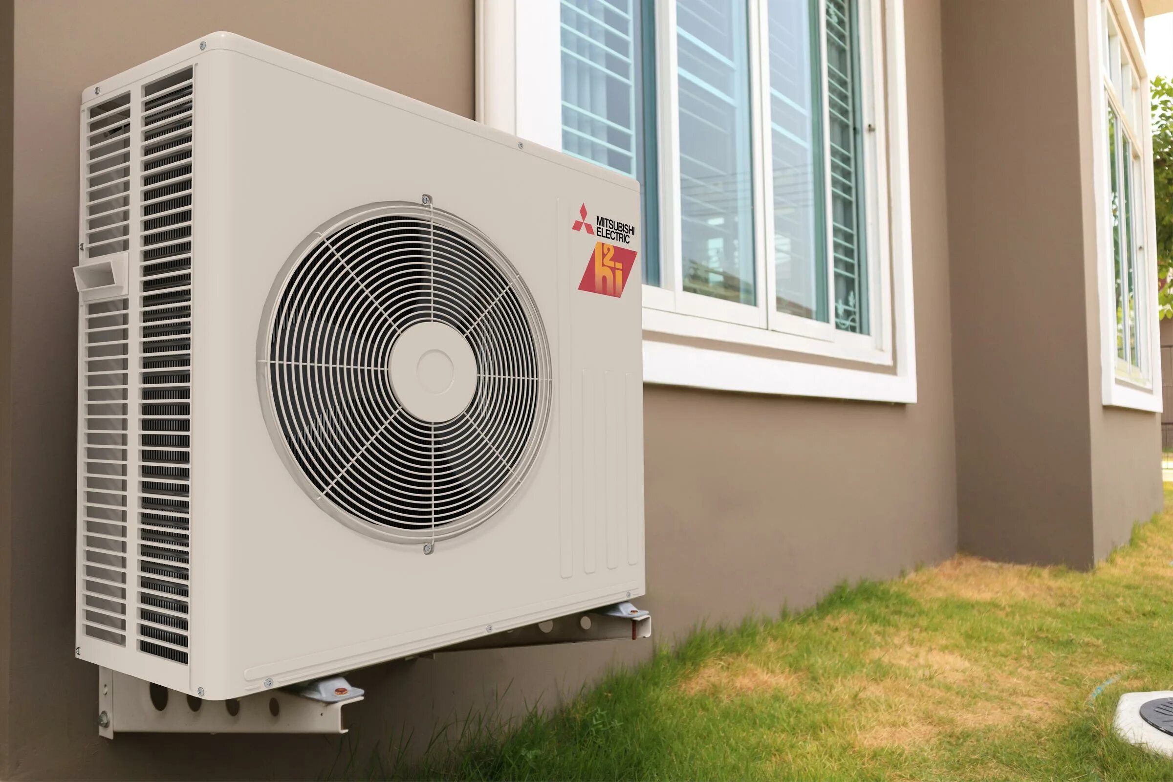 Кондиционер для дома без наружного блока настенный. Air Conditioner Split Outdoor Unit. Air Conditioner Heat Pump Outdoor Unit rxs60l2v1b. Внешний блок 2mxm40m. Hisense Air Conditioner.