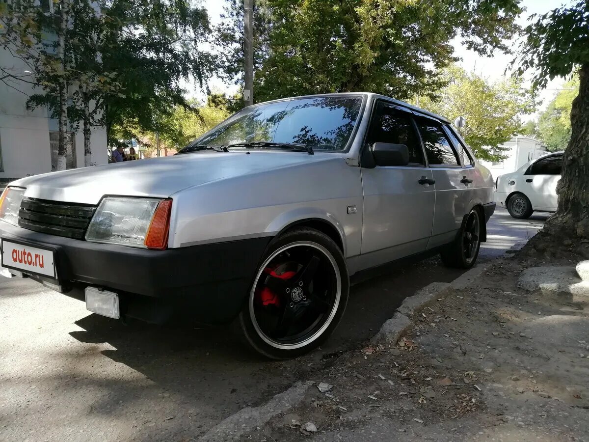 Ваз 21099 серебристый цвет с 2002 года. Ваз 2199 новая. Ваз 21099 2002 года инжектор. Вес ваз 21099 без двигателя. Ваз 21099 2001 графитовый.
