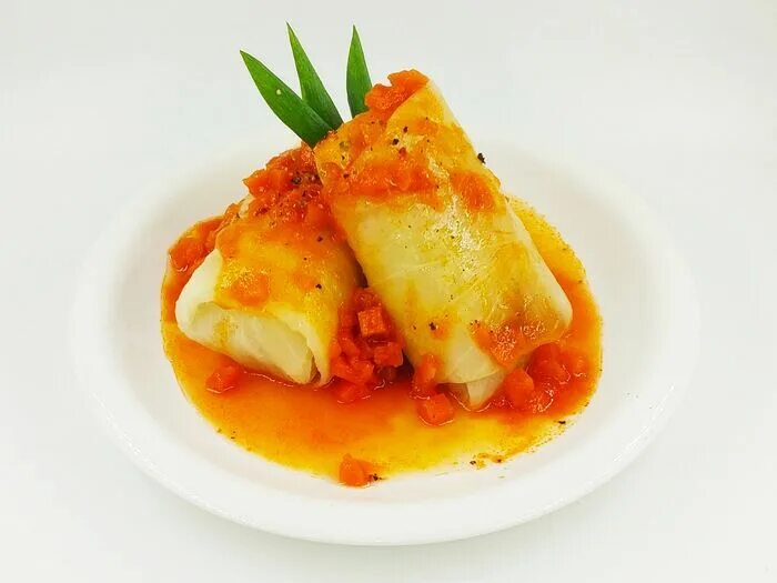 Ленивые голубцы в духовке. Начинка для голубцов. Спагетти с томатами в духовке. Голубцы из пекинской капусты. Голубцы лук морковь томатная паста.