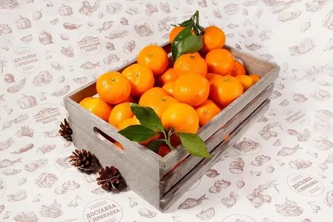 Коробка с апельсинами