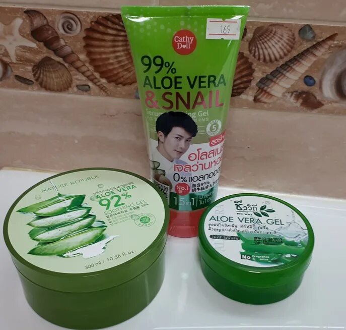 Средство от ожогов в тайланде. Гель алоэ Тайланд. Гель Aloe SOS. Гель с алоэ от ожогов солнечных Тайланд.