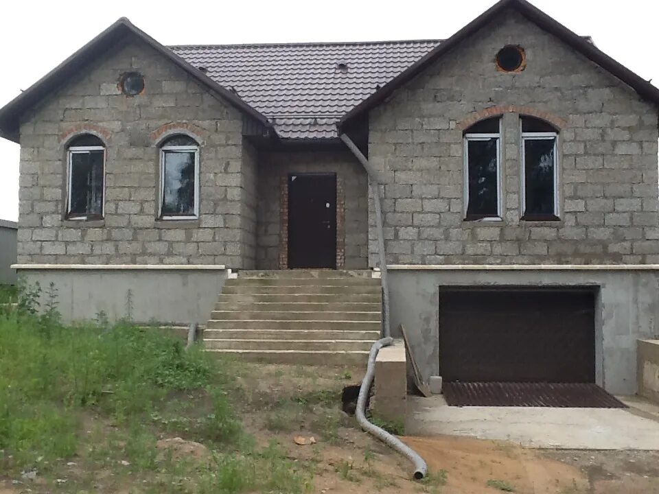 дом с арболита. арболит блок дом. дом из арболитовых блоков. дом из арболита. арболит баня.