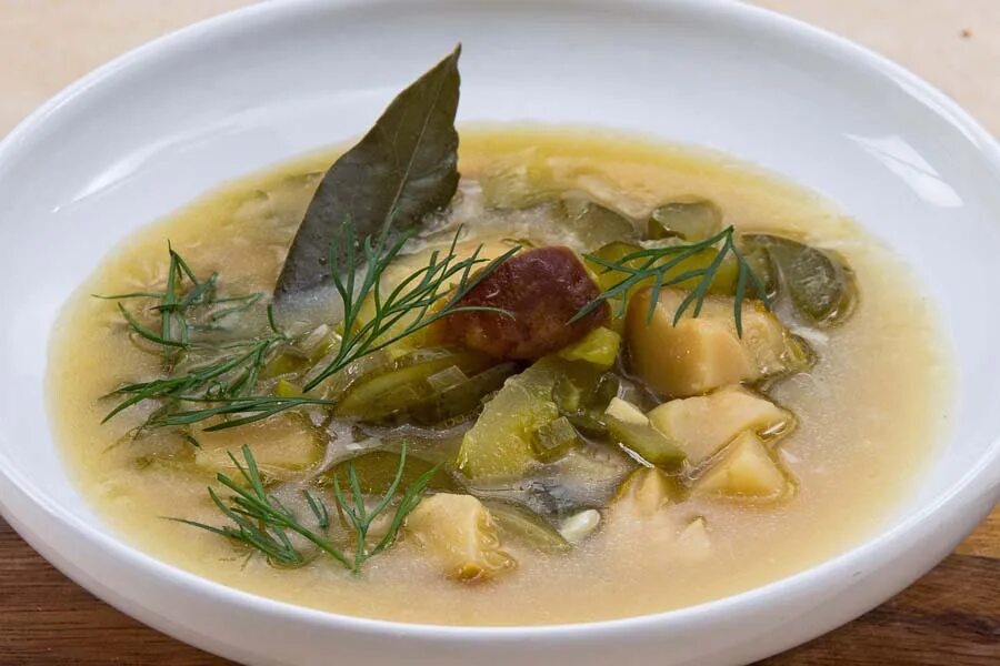 щи с солеными огурцами и с горошком. калья (суп). щи успенские. суп с солёными огурцами. суп пигус.