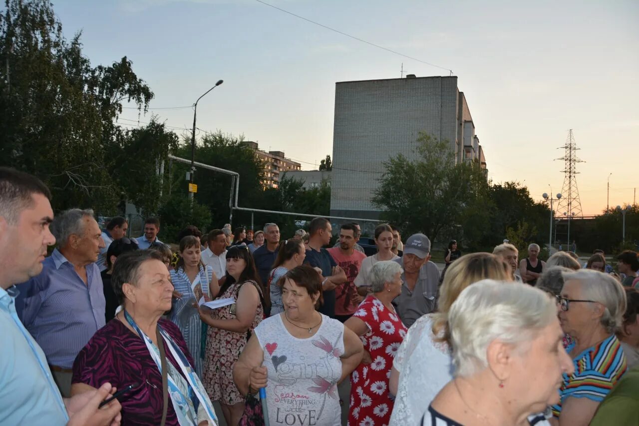 Посёлок Приволжский Энгельс. Жители поселка. Главы администрации Энгельса Плеханов. Жители поселка Южного.