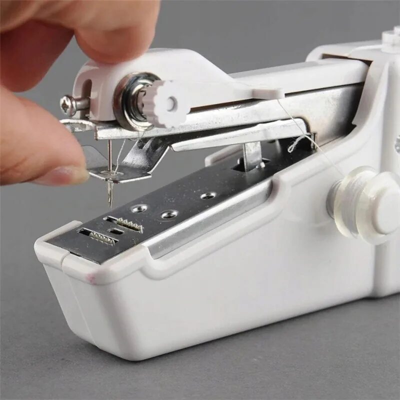 Портативная швейная машинка the handheld sewing machine. Портативная мини швейная машинка mini sewing machine. Как работает мини швейная машинка. Швейная машинка power stitch. Ручная швейная машина.