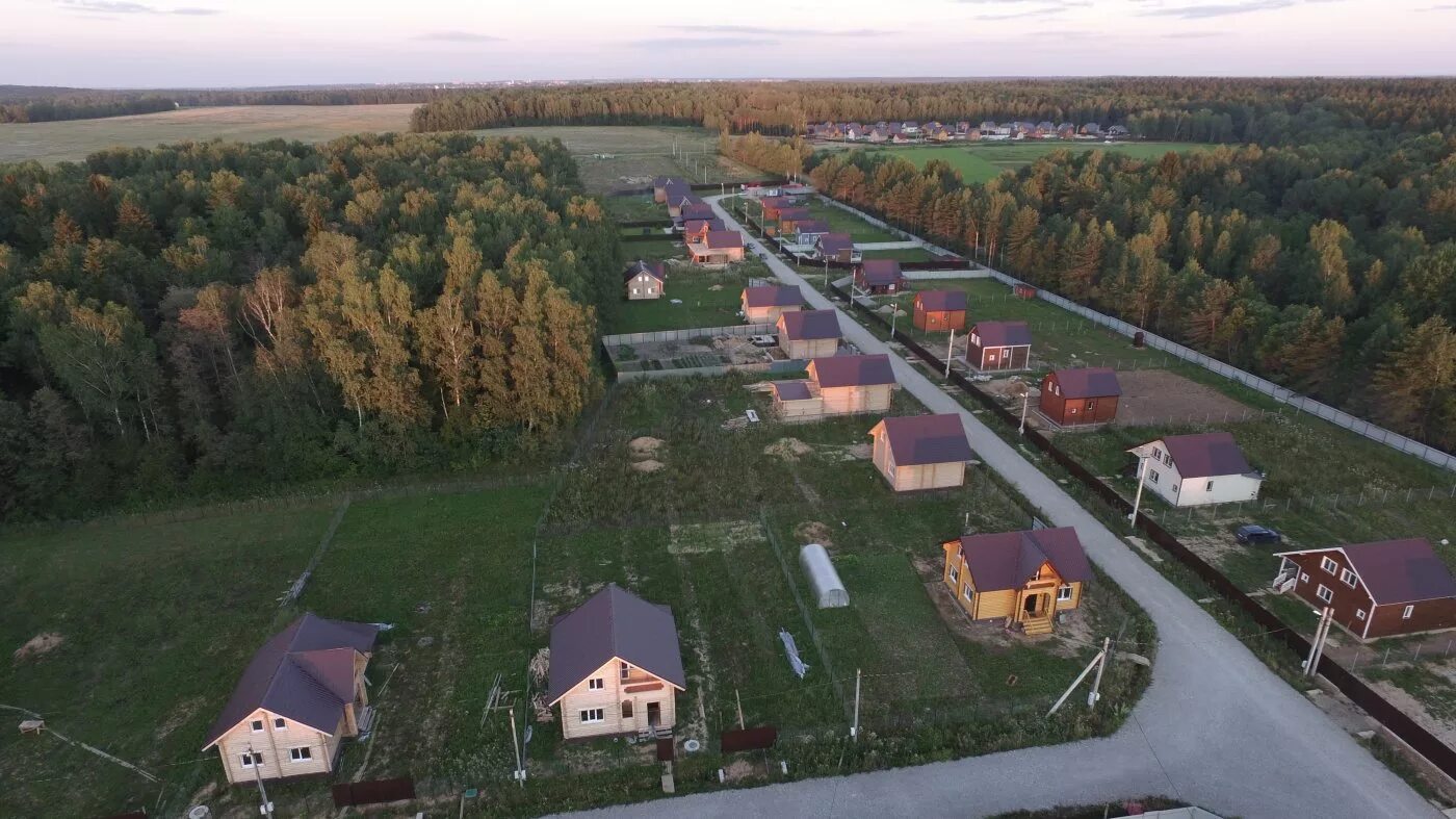 Дом в вишневый сад 2. Дом в вишневый сад 2. Суздаль вишневый сад гостевой дом. Коттеджный поселок вишневый сад калужская область. Дом в вишневый сад 2.