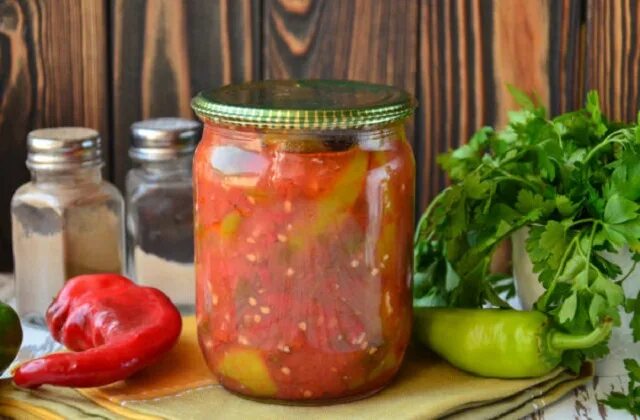 Армянская овощная закуска. Зелёные помидоры на зиму по армянски. Армянские заготовки на зиму. Овощная закуска на зиму. Армянски на зиму рецепты.