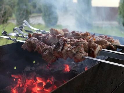 Шашлыки жарим ночью