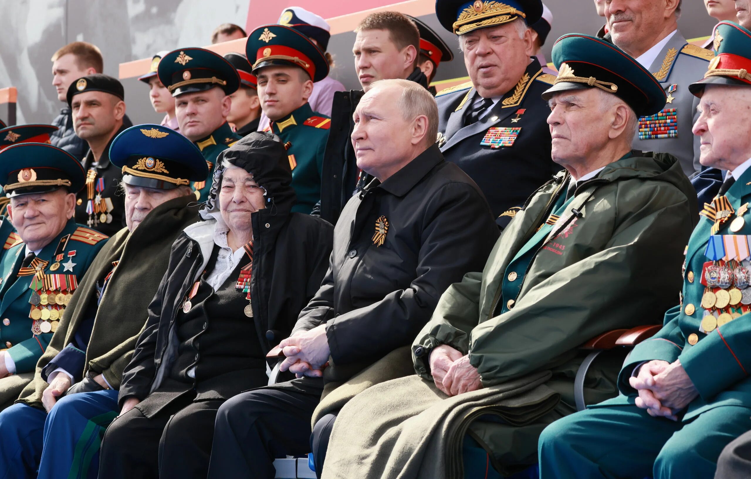 Выступление 2025 года. Путин на параде победы 2025. шойгу на параде победы 2025. владимир путин на параде 9 мая 2025. парад победы 2025 в москве.