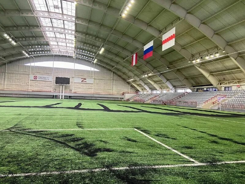 шатер для футбольного поля. футбольный манеж мгпу. манеж красный маяк. манеж красный маяк. манеж красный маяк.