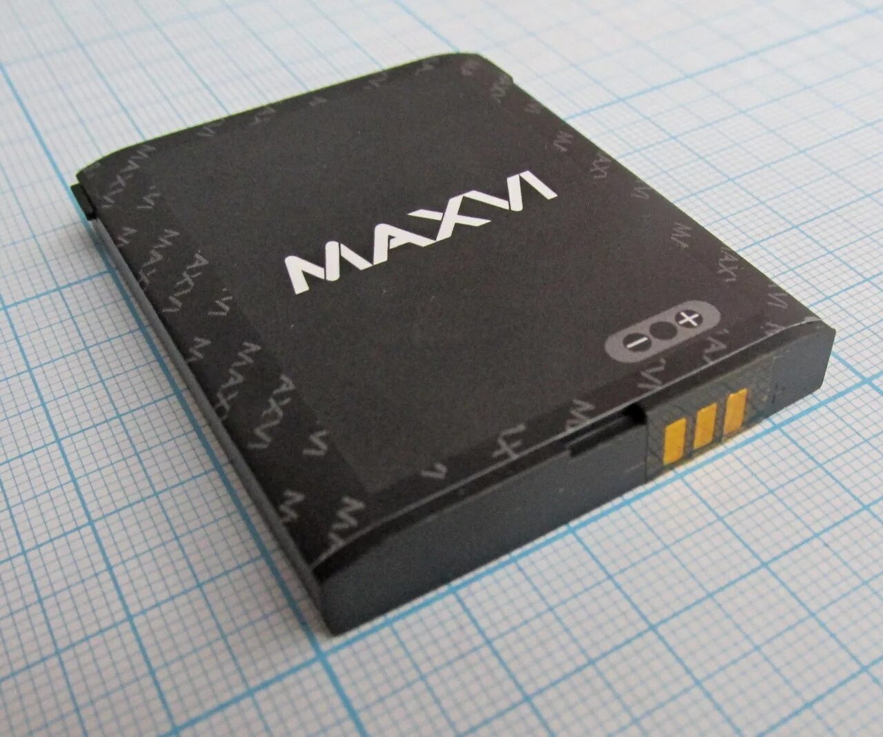 Автомобильный аккумулятор телефона. Батарея MB 1602 Maxvi. Maxvi b5 аккумулятор. Maxvi MB-1602 аккумулятор. Аккумулятор для телефона Maxvi b5.