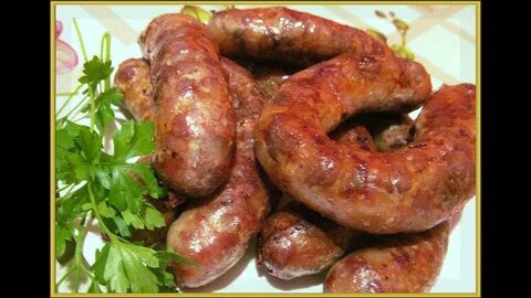 Домашняя колбаса из свинины в кишках