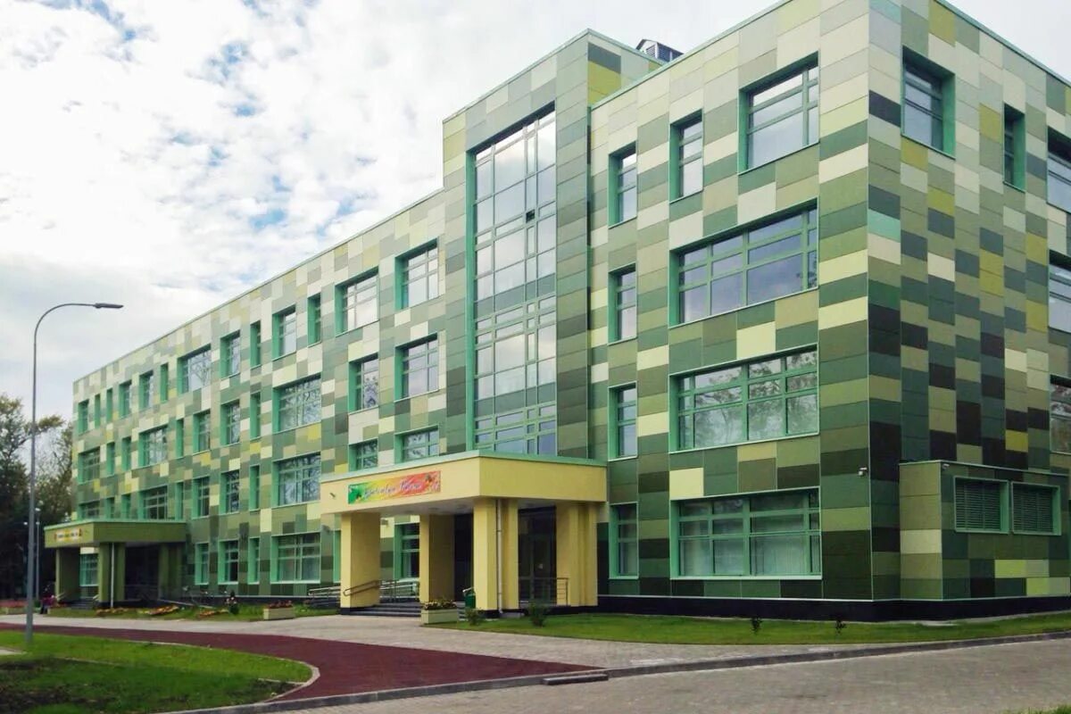 Школа 439 басовская 7. Школа перовское шоссе 8. Школа 439 интеллект. Школа 319 амурская 25а. 542 школа петергоф.