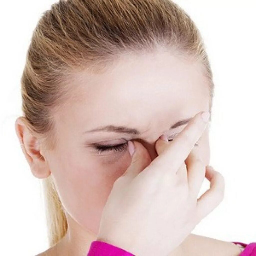 Болит нос при простуде. Дискомфорт в переносице. Головная боль в области лба и переносицы.