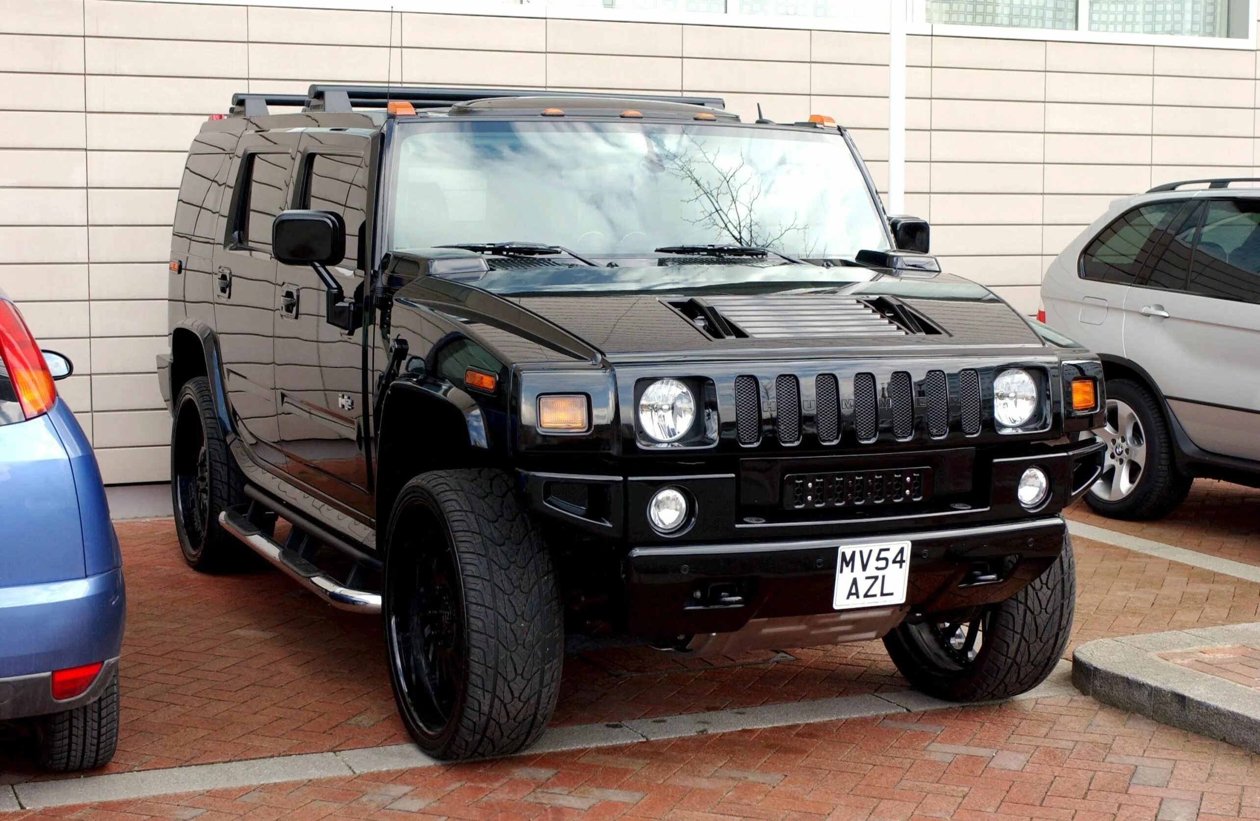 David machine. Дэвид машина. дэвид бекхэм машины. david beckham with cars.