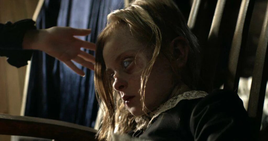 Гильермо дель торо страшные истории. Зои маргарет коллетти. Страшные истории для рассказа в темноте 2019. Страшные истории в темноте 2019. Страшные истории для рассказа в темноте фильм 2019 кадры.