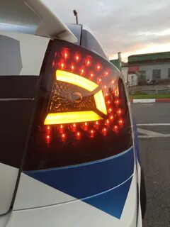 Задние фонари на шкоду октавию