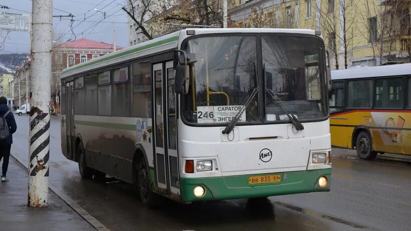 Автобус 246 Саратов. 246п автобус Саратов Энгельс. Автобус 246 Саратов Энгельс. Маршрут 246 автобуса Энгельс. П общественный транспорт