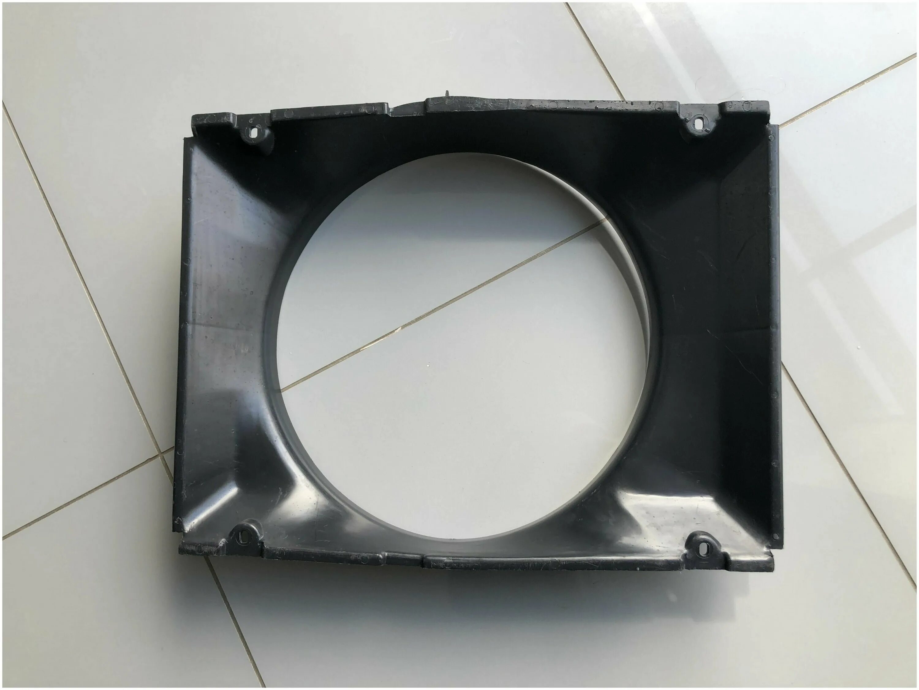 Диффузор газ. Диффузор 33081-1309011. Диффузор 33081-1309011. Диффузор газ. Кожух вентилятора 3110-1309011.