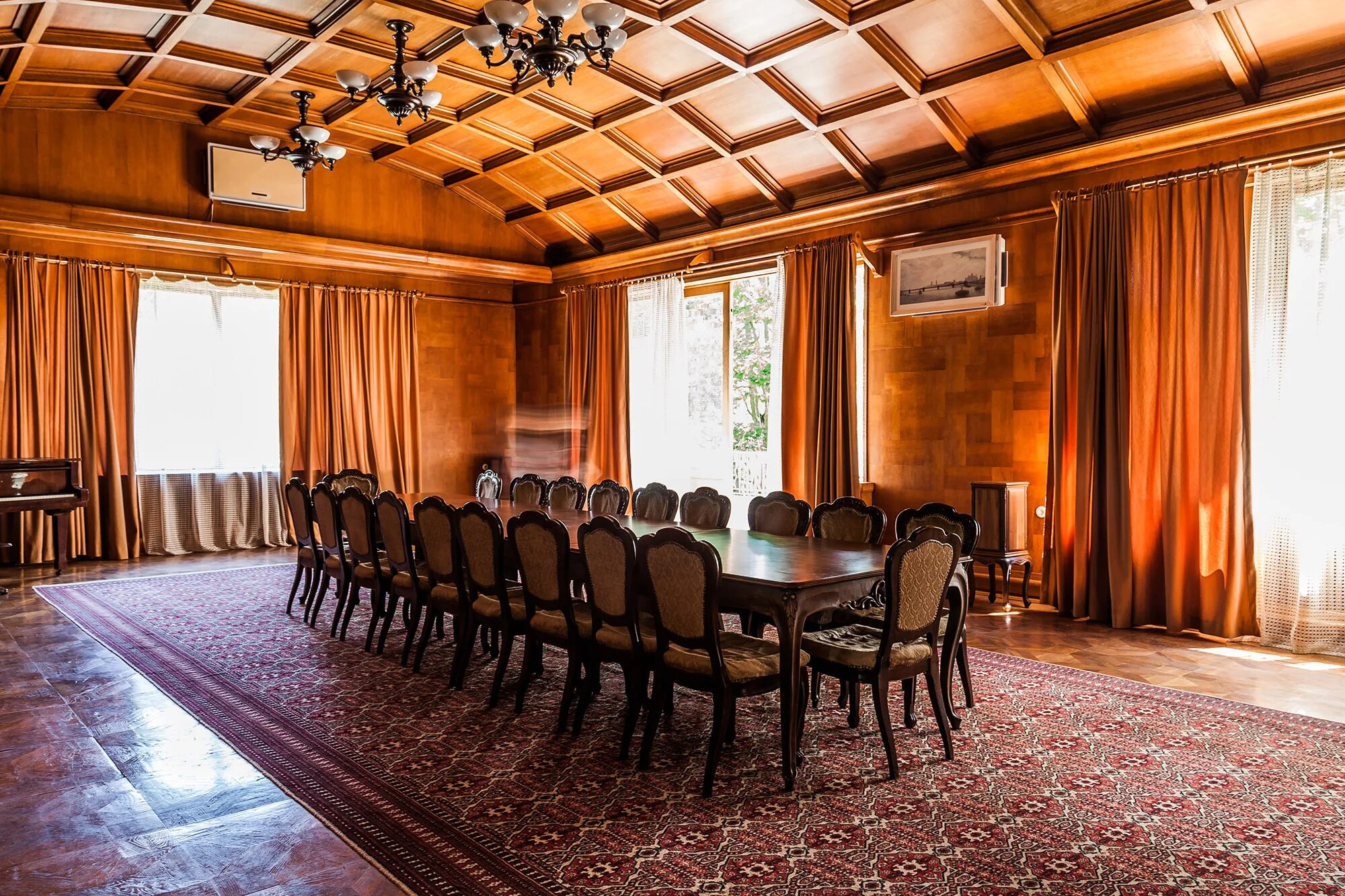 Дача мюссера абхазия. Дача горбачева в абхазии мюссера. Дача горбачева в абхазии мюссера. Госдача горбачева в абхазии. Абхазия дача горбачева пицунда.