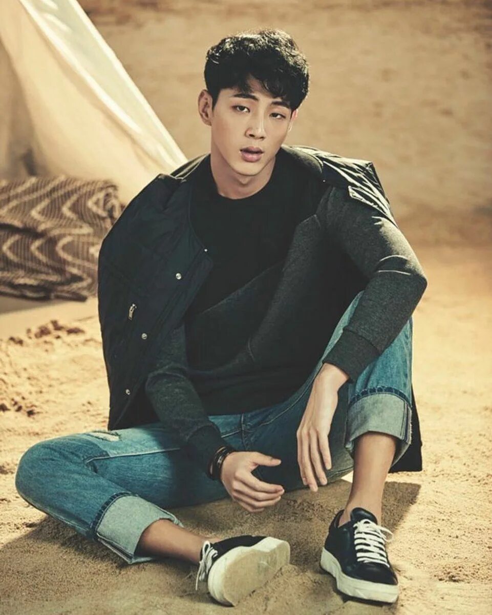 Джису актер. Чи Су и нам Джу хёк. Kim Ji Soo actor.