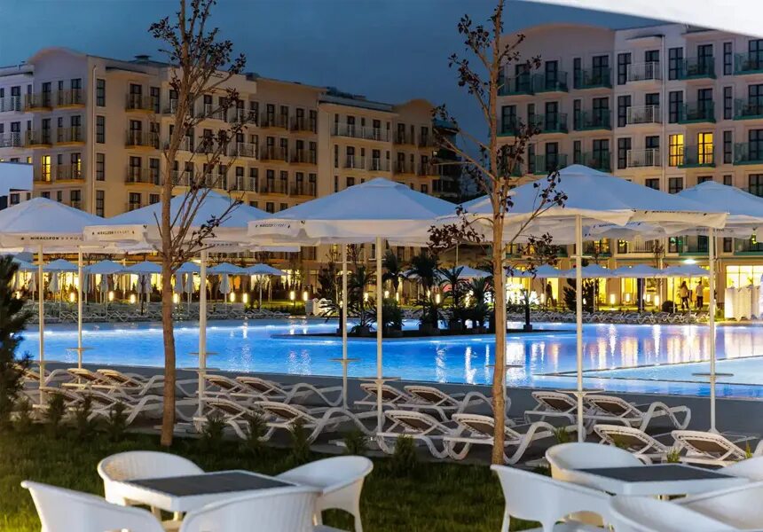 Город mira family. Miracleon анапа. Город mira resort & spa miracleon 5*. Город mira family. Город mira family.