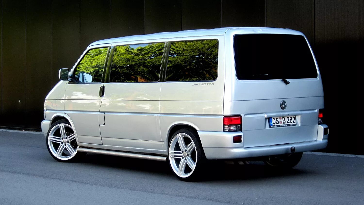 Фольксваген т4 москва. Фольксваген Transporter t4. Т-4 Фольксваген-т4. Volkswagen t4 Caravelle белый. VW Transporter t4 2002.