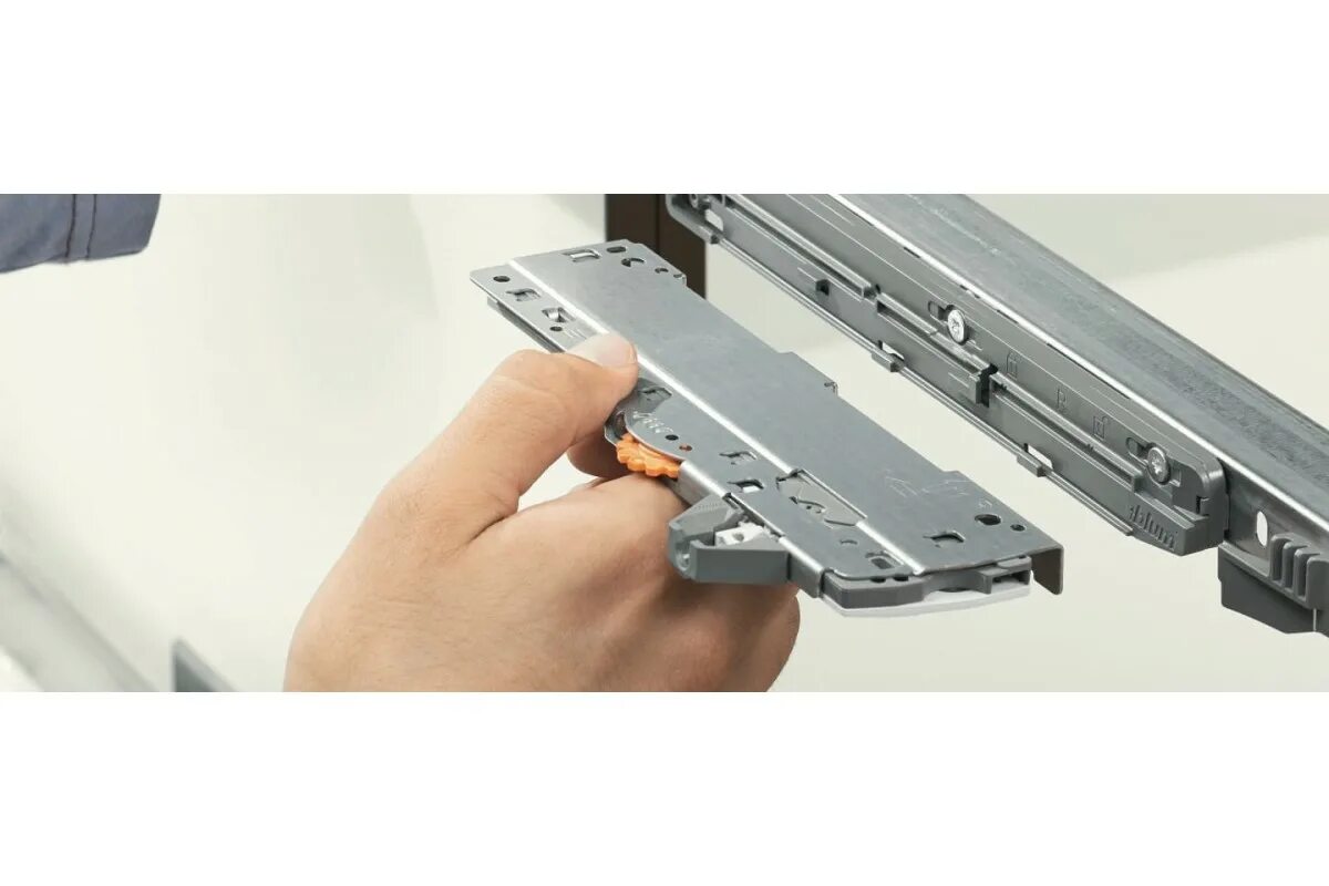 Комплект tip on. Направляющие tip-on blumotion. комплект механизм blum tip-on blumotion l3 для леграбокс. направляющие блюм пуш с доводчиком. механизм tip-on blumotion.