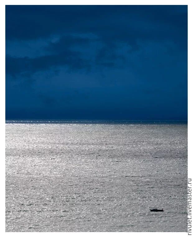 Океан. Индиго море. Светящаяся вода на байкале. Индиго море. Ночь в море.