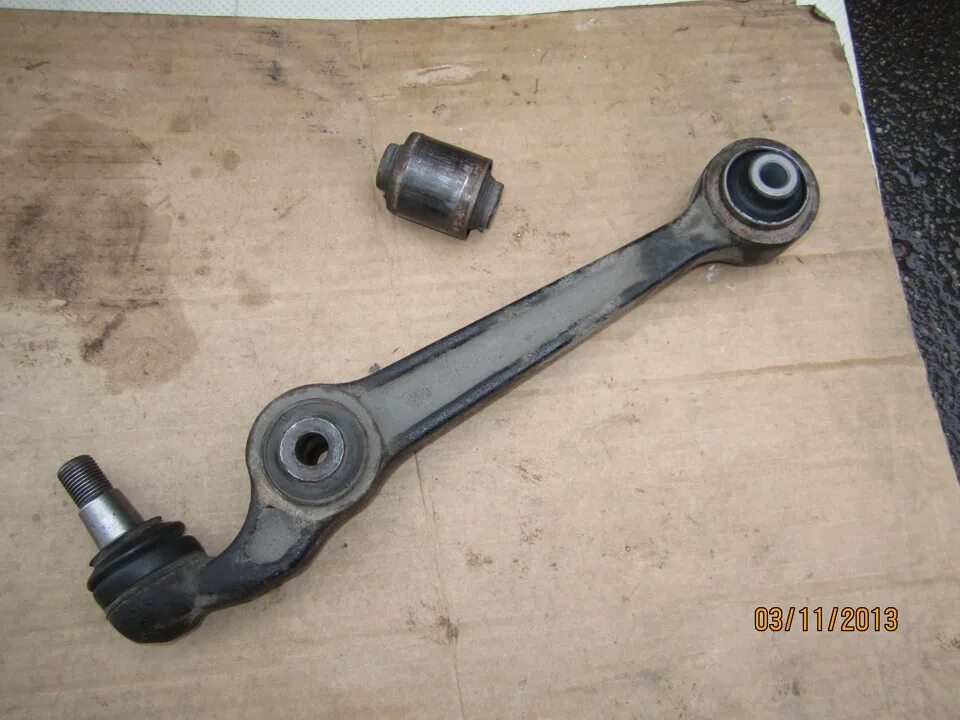 Рычаг mitsubishi galant/ 92-03 прямой левый. Передний нижний поперечный рычаг. Субару форестер 2008 задний поперечный рычаг. Нижний поперечный рычаг мазда 6 gg. Рычаг vag арт.