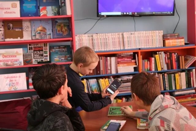 Библиотека 12 школе. Детская библиотека 12 Челябинск. Омская областная библиотека для детей и юношества сайт. Библиотека 12 Абакар.
