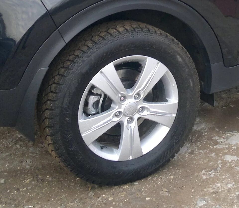 Купить шины киа спортейдж. 225/65 R17 на Киа Спортейдж 3. Колеса 235 55 r17 на Sportage. Kia Sportage 225 55 r17. R17 Kia Sportage колеса.