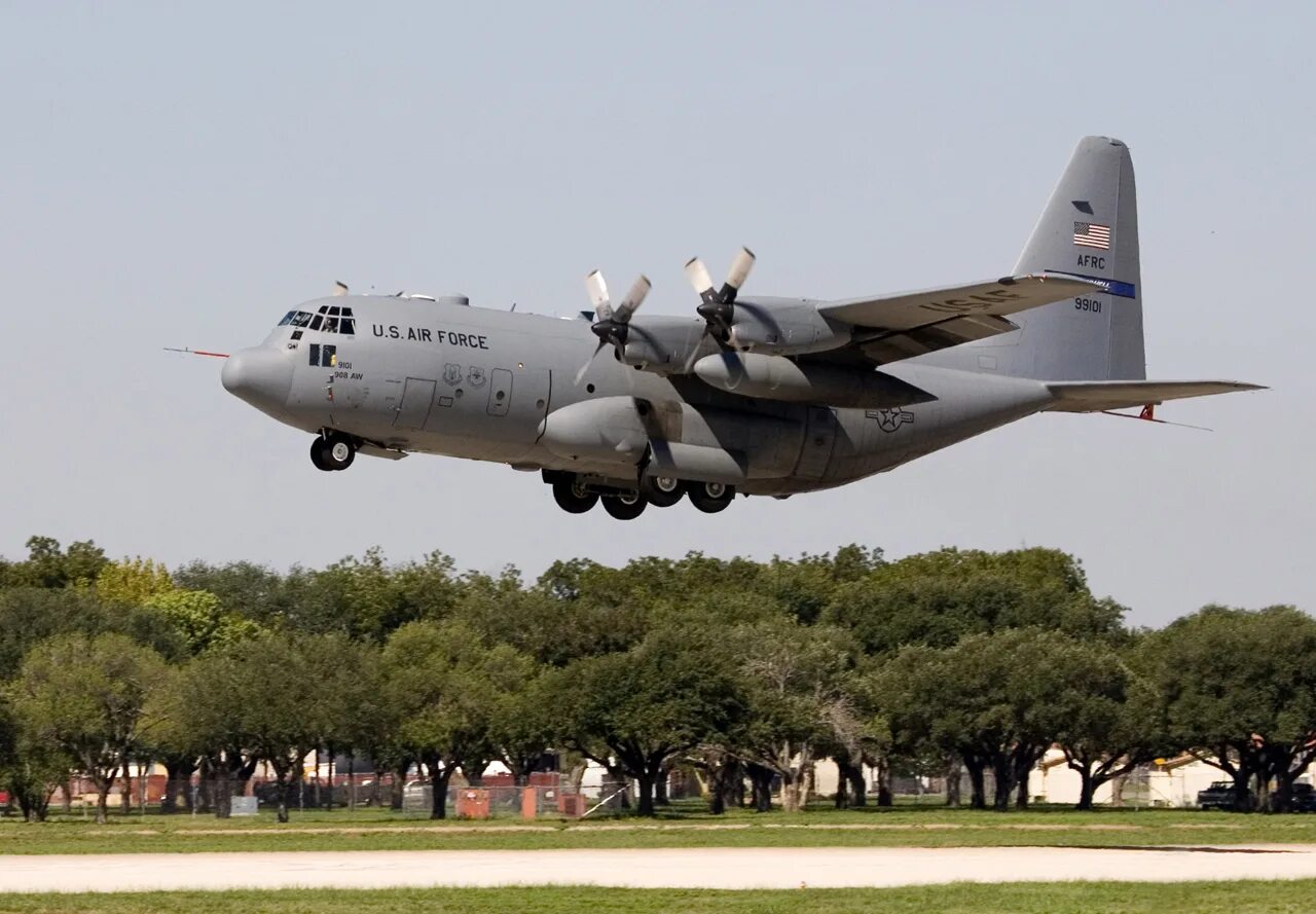 C 130 50. Lockheed c-130 Hercules. C-130. C130 USAF. Локхид c130 NASA.