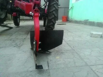 Почему плуг не заглубляется