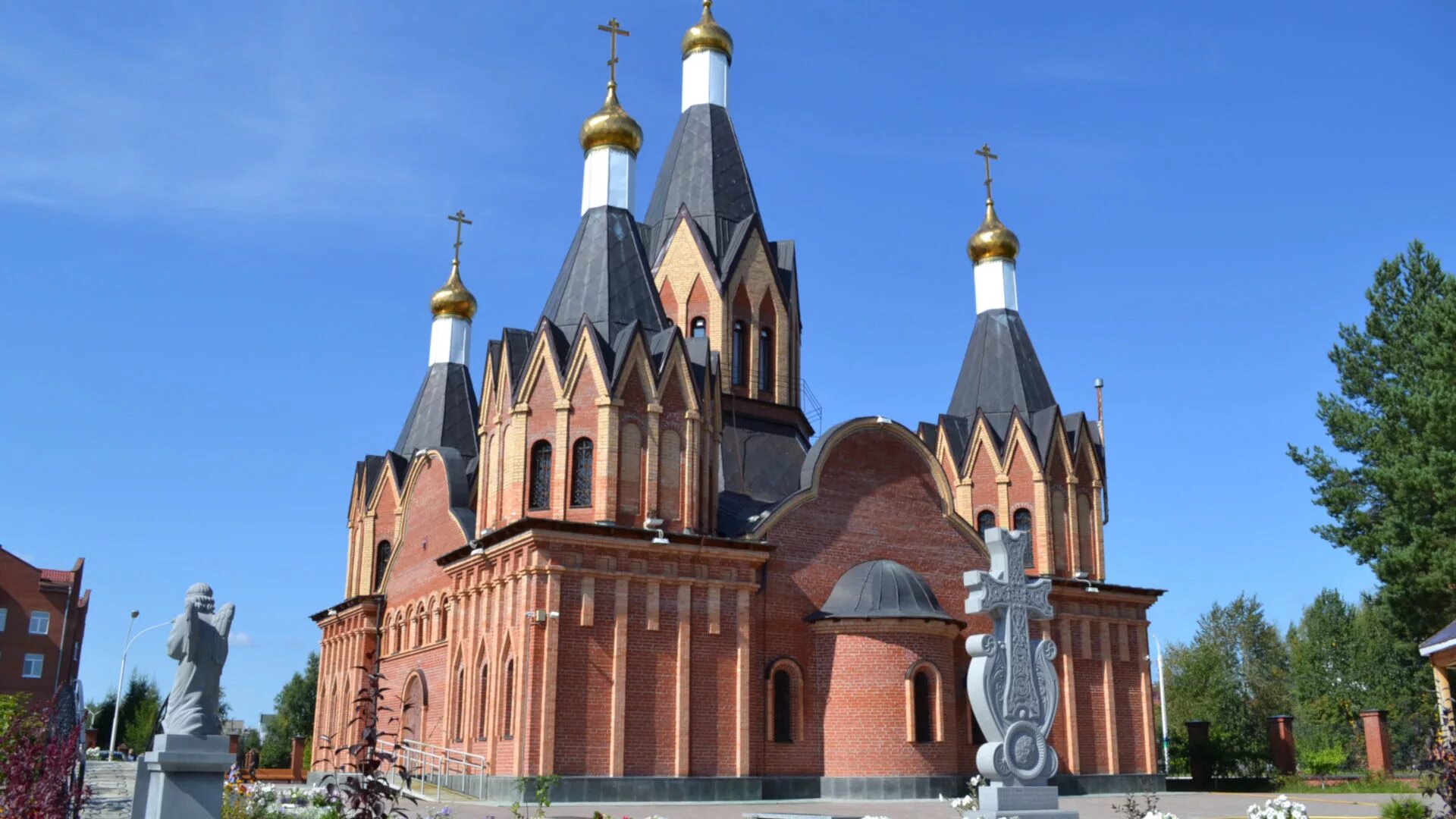 урай храм рождества. церковь рождества пресвятой богородицы урай. храм пресвятой богородицы в урае. улица узбекистанская урай. спичечный городок урай.