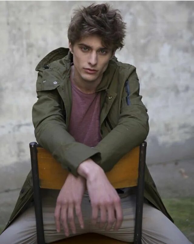 Maxence danet fauvel. Максанс скам. Максенс данет фаувел. Максанс скам. Максанс дане-фовель фотосессии.