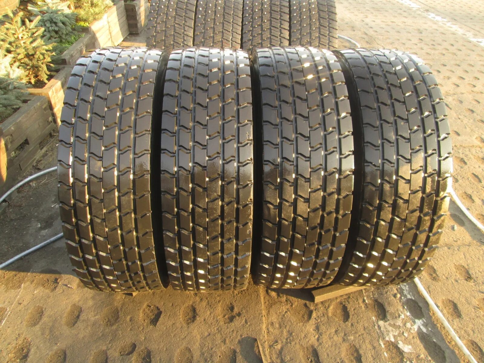 Continental hybrid. Continental Hybrid hd3 315/70 r22.5. Continental 315/70 22.5 hd3. Continental Conti Hybrid hd3 315/70 r22.5. Continental Hybrid hd3.